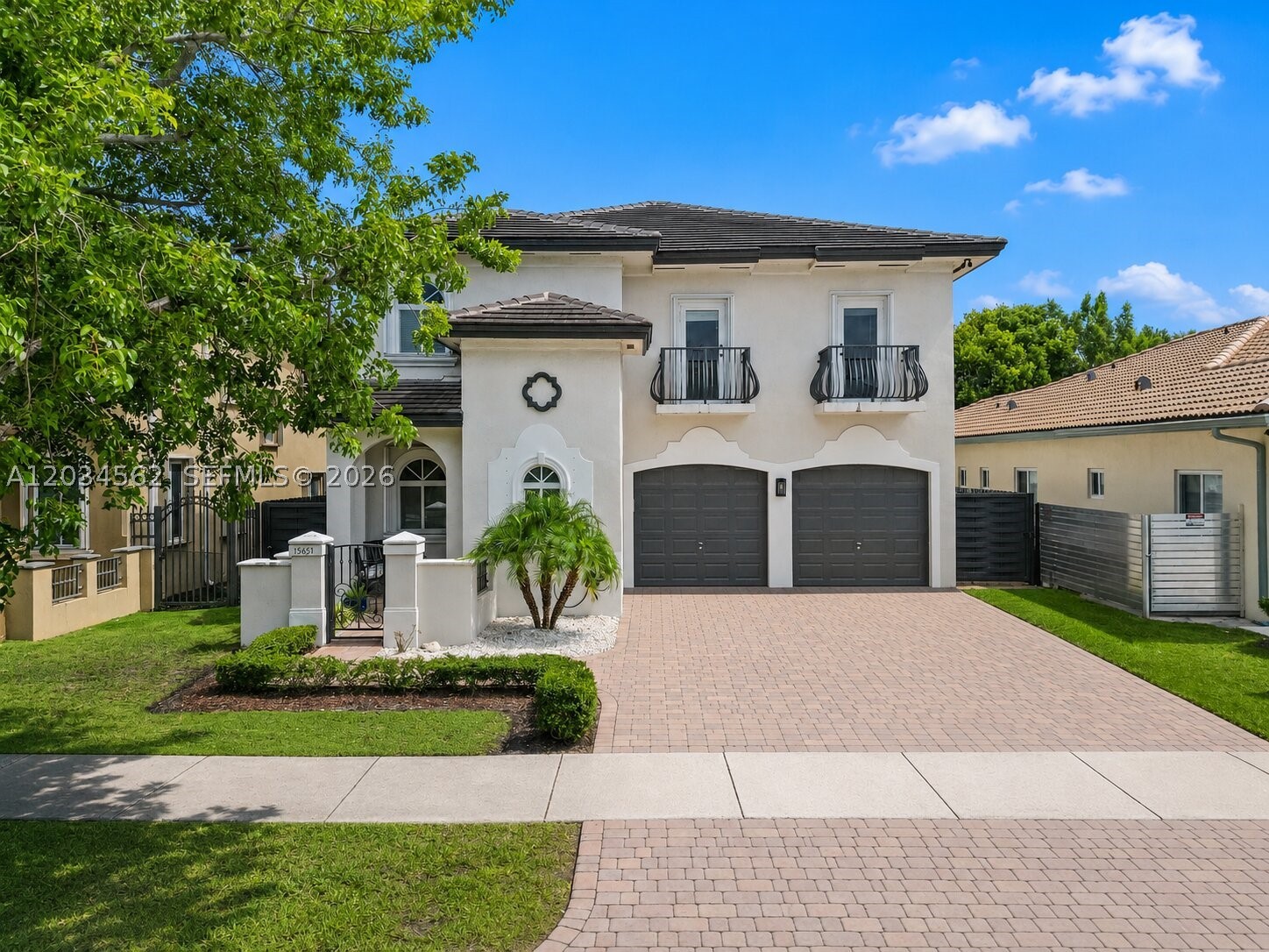 RIEUMONT ESTATES - Residential