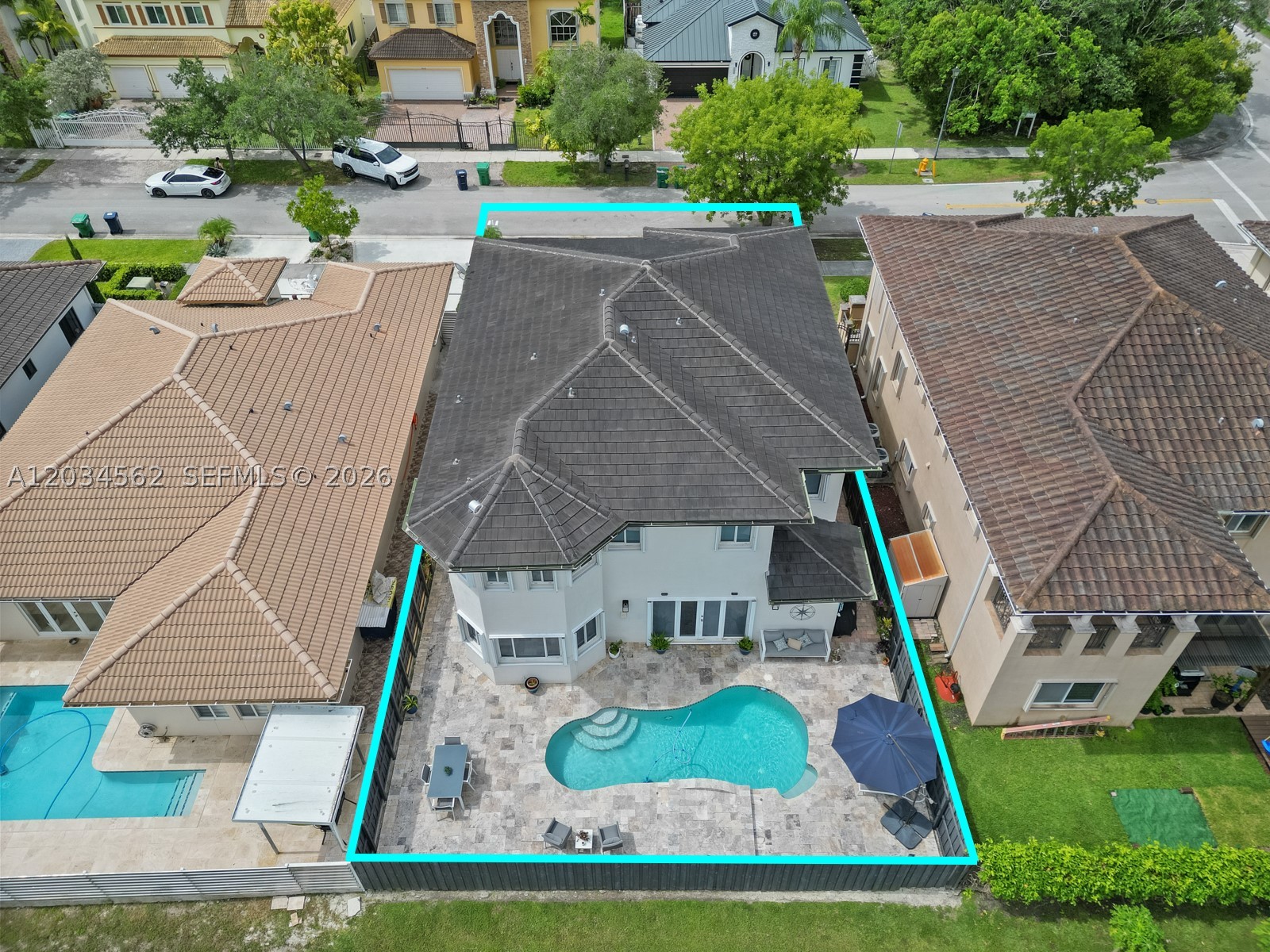 RIEUMONT ESTATES - Residential