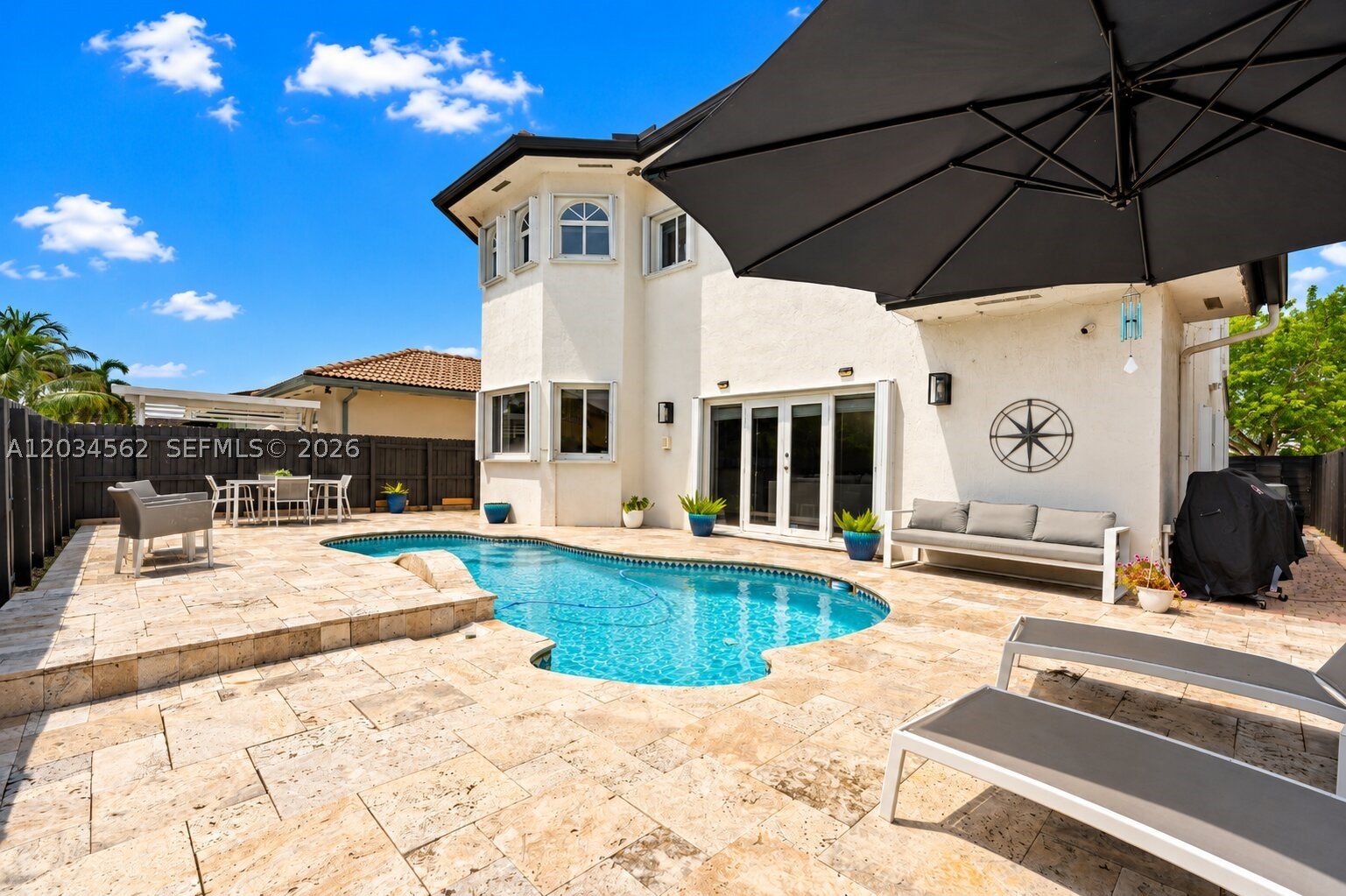 RIEUMONT ESTATES - Residential