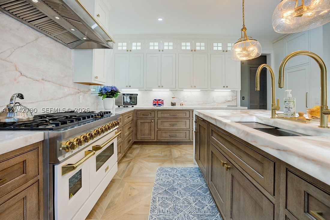 RANCH ACRES - Residential