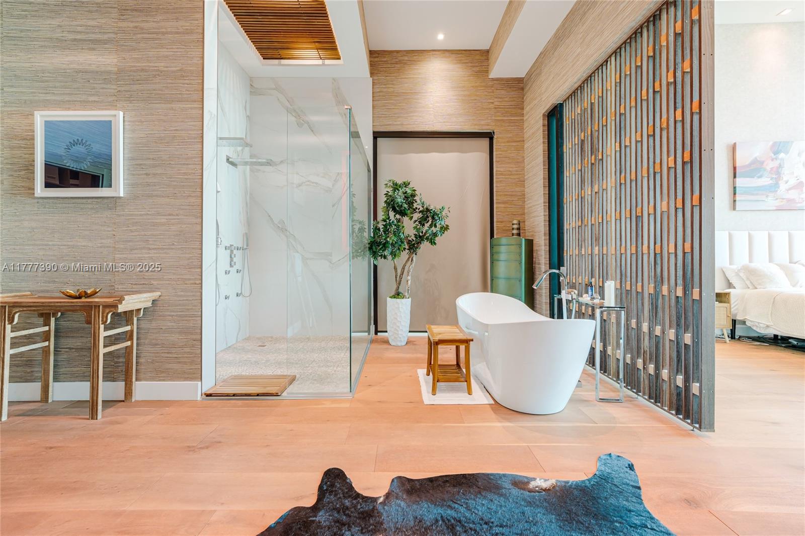 BISCAYNE POINT - Residential