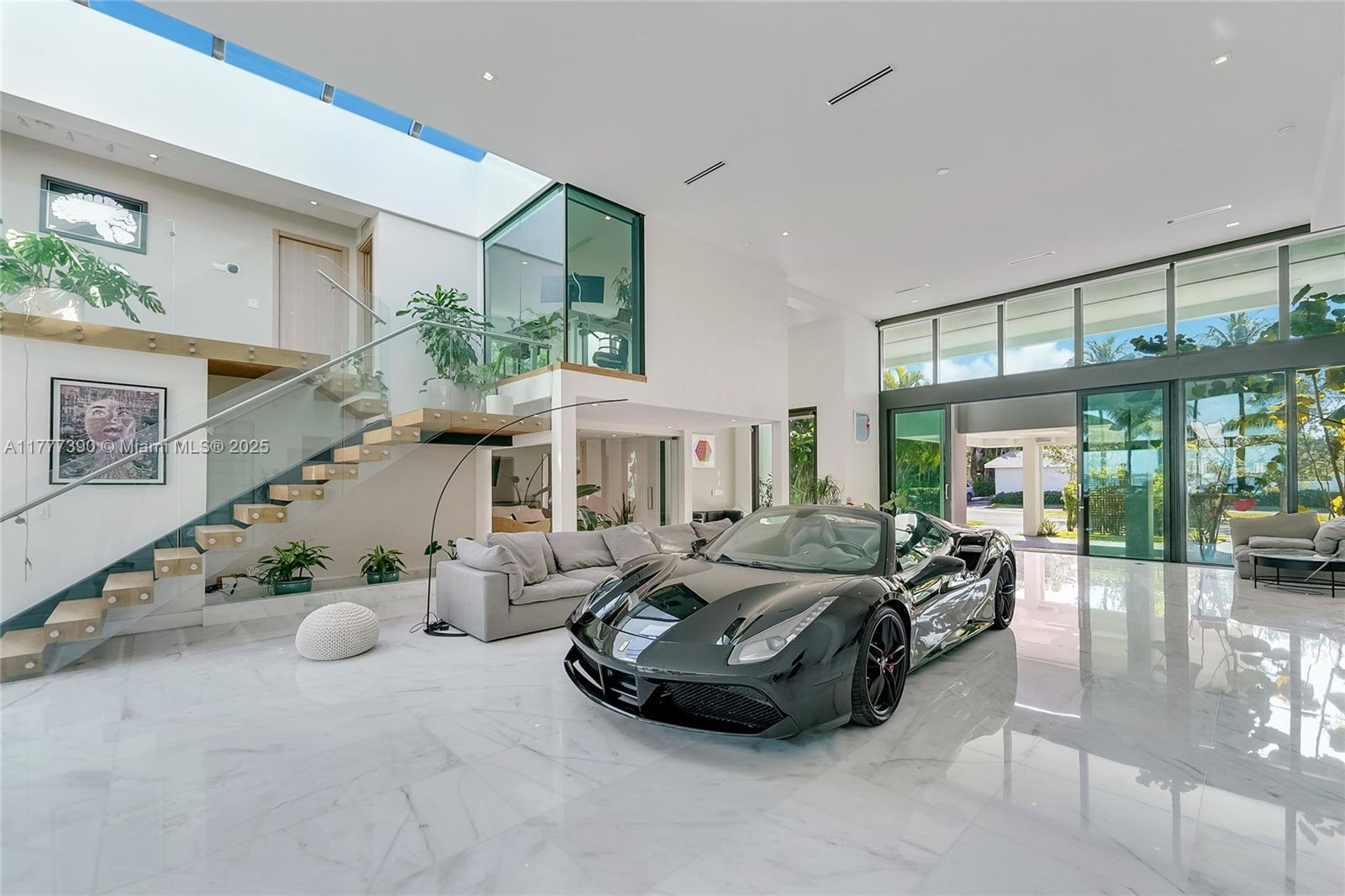BISCAYNE POINT - Residential