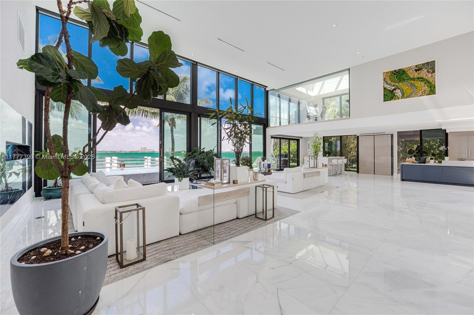 BISCAYNE POINT - Residential