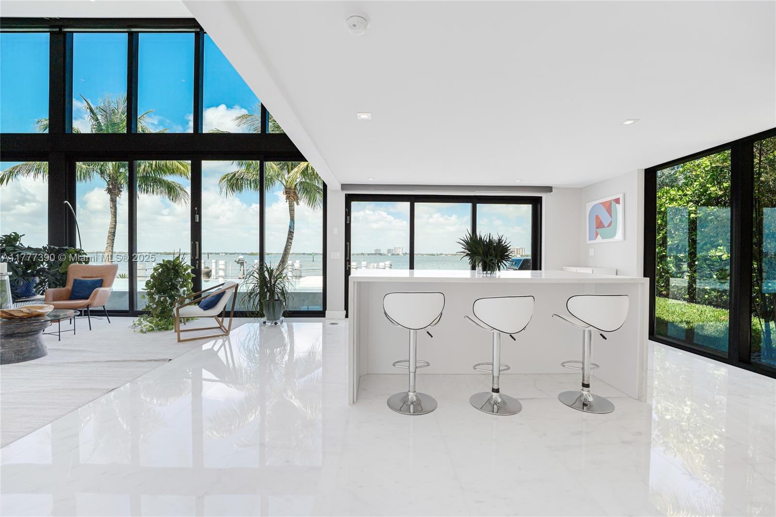 BISCAYNE POINT - Residential