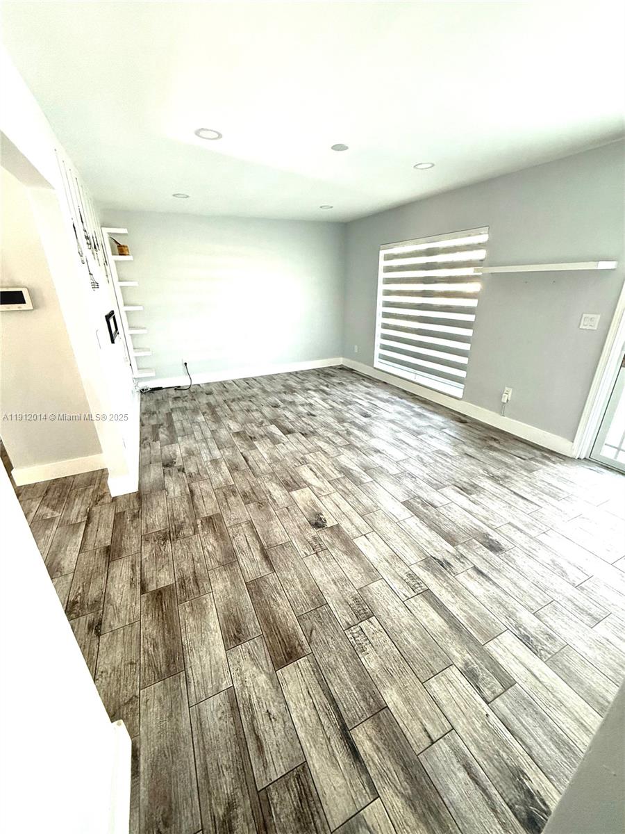 FAIRWAY ESTATES SEC 7 - Residential Lease