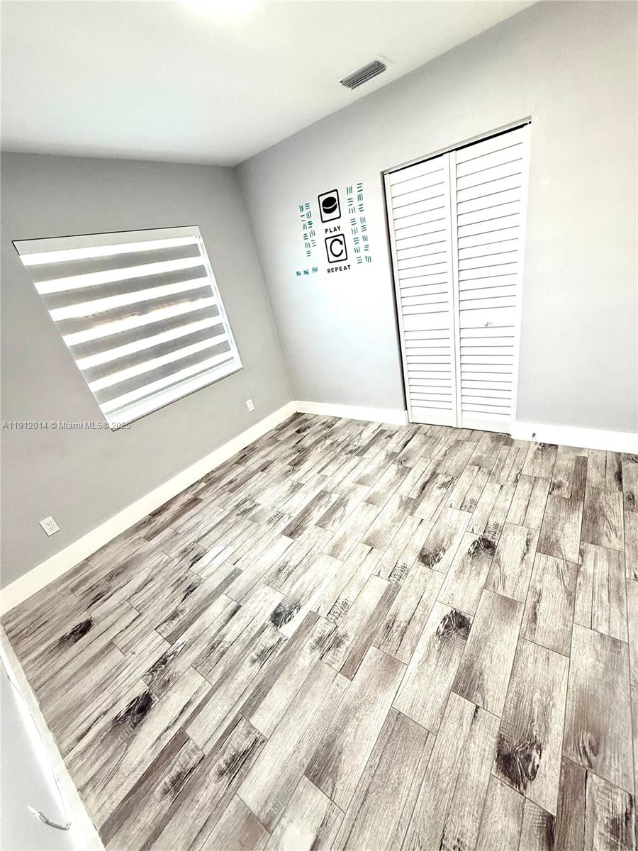 FAIRWAY ESTATES SEC 7 - Residential Lease