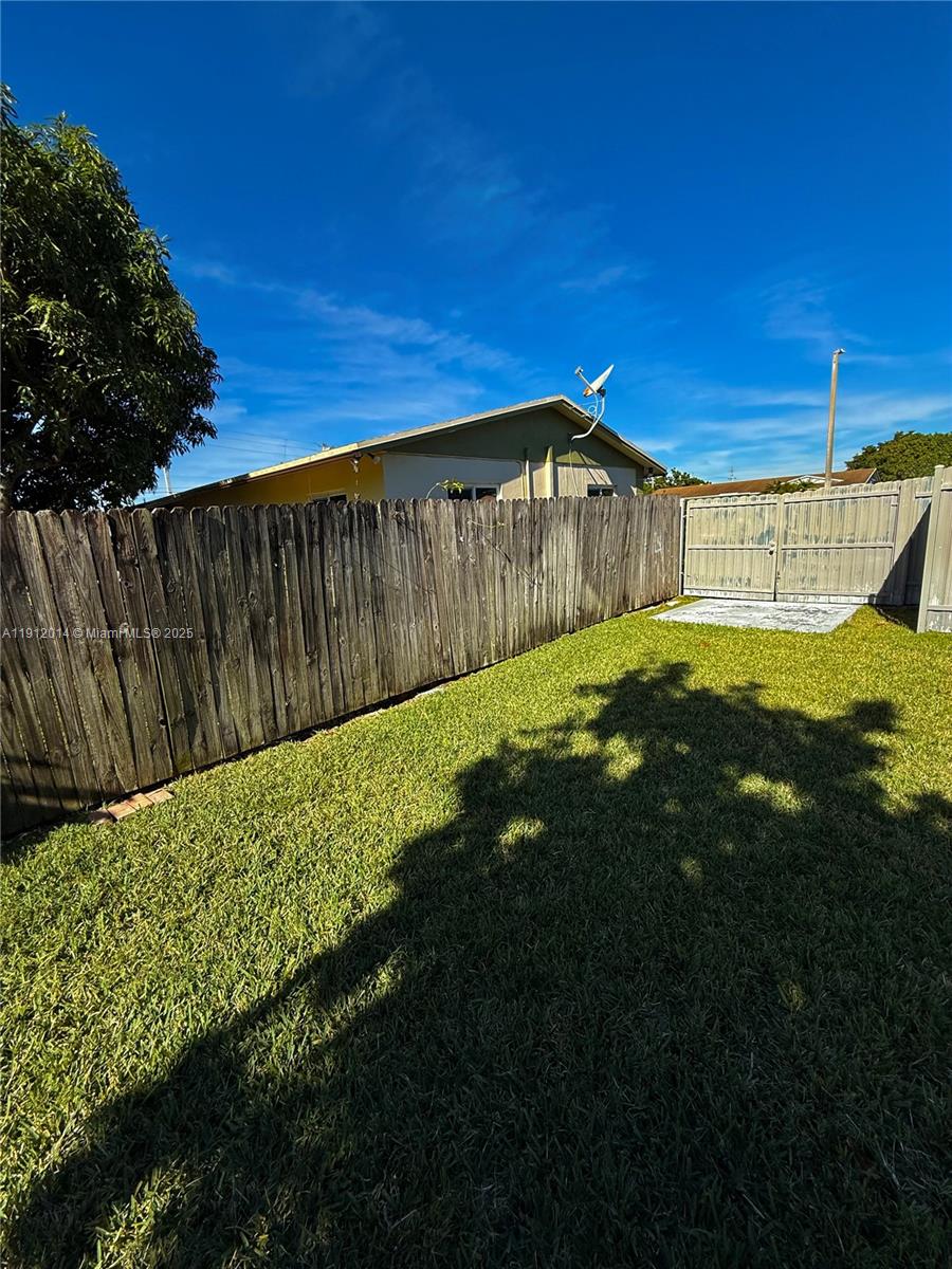 FAIRWAY ESTATES SEC 7 - Residential Lease