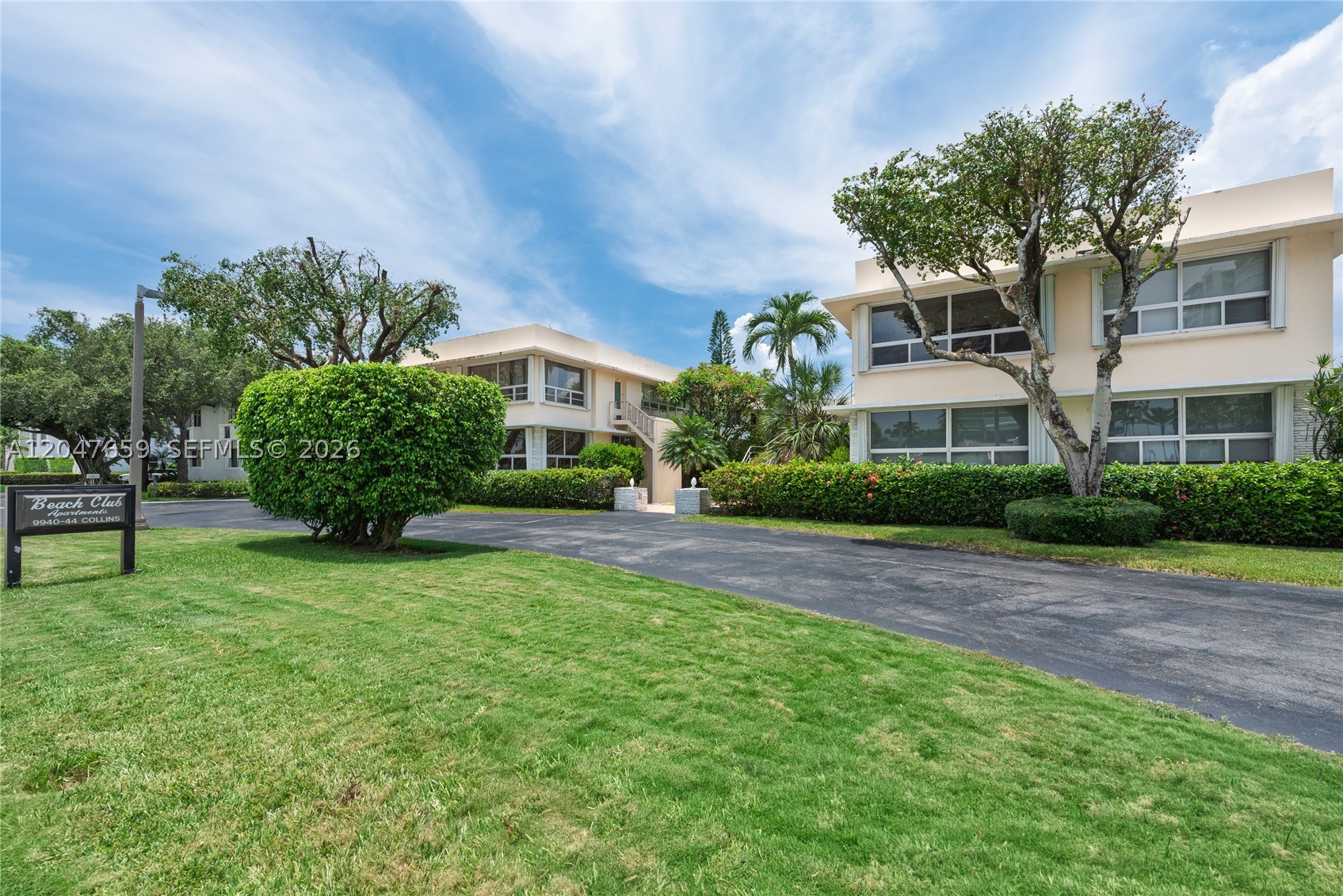 BEACH CLUB APTS CONDO - Residential Lease