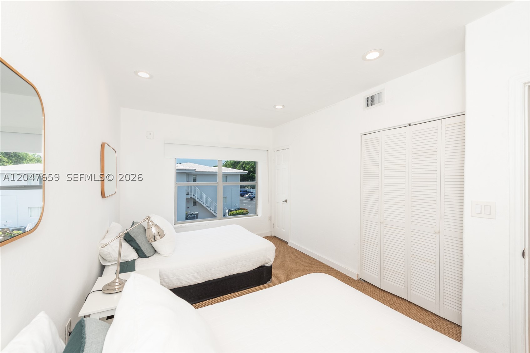 BEACH CLUB APTS CONDO - Residential Lease