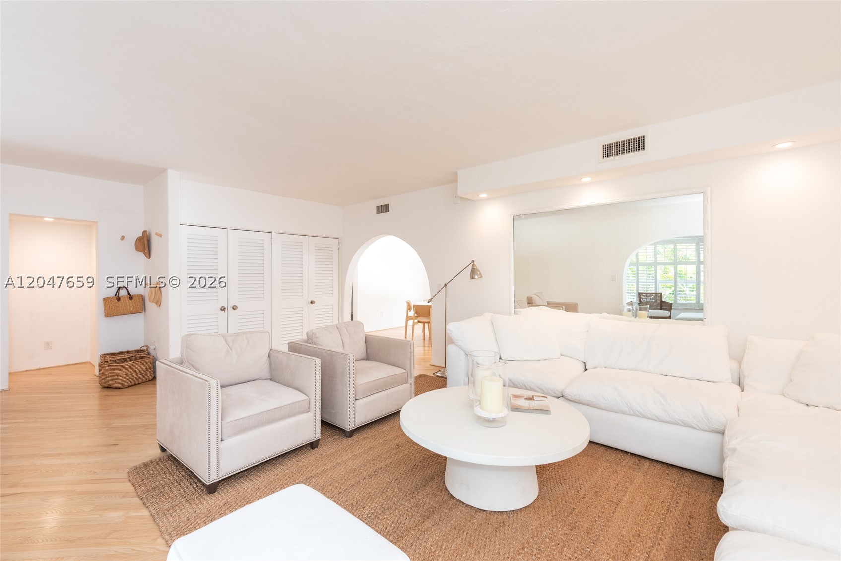 BEACH CLUB APTS CONDO - Residential Lease