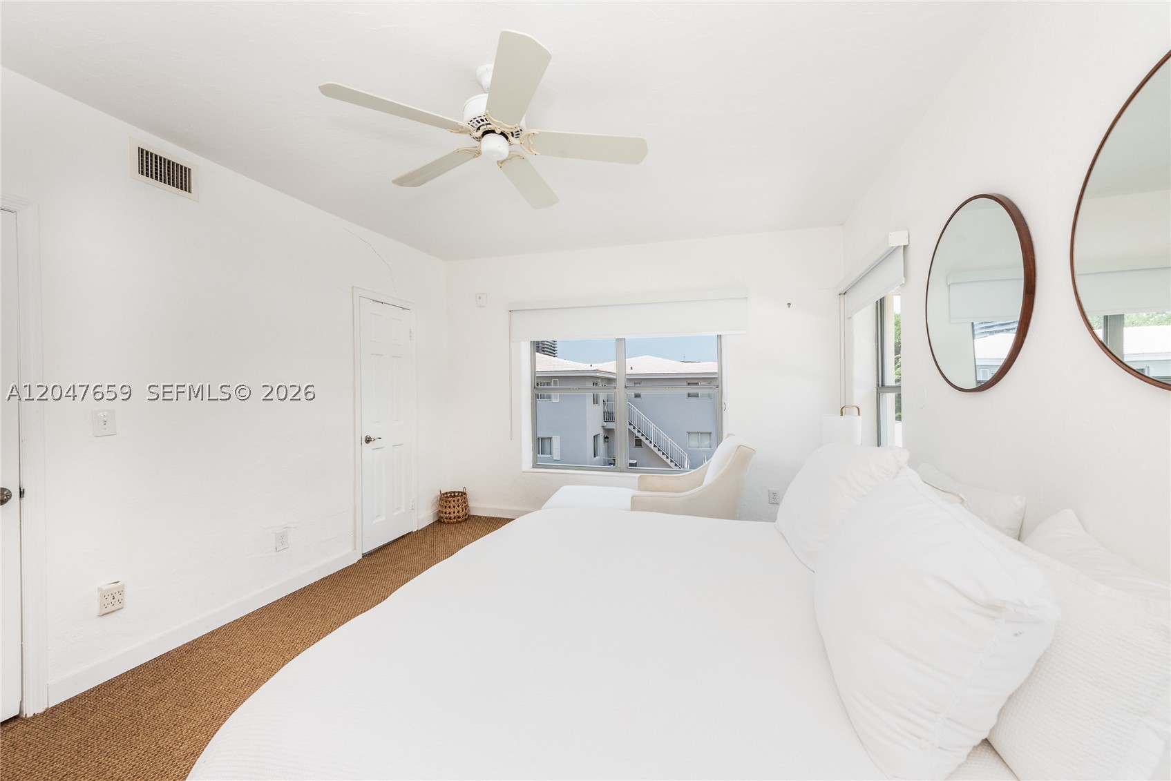 BEACH CLUB APTS CONDO - Residential Lease