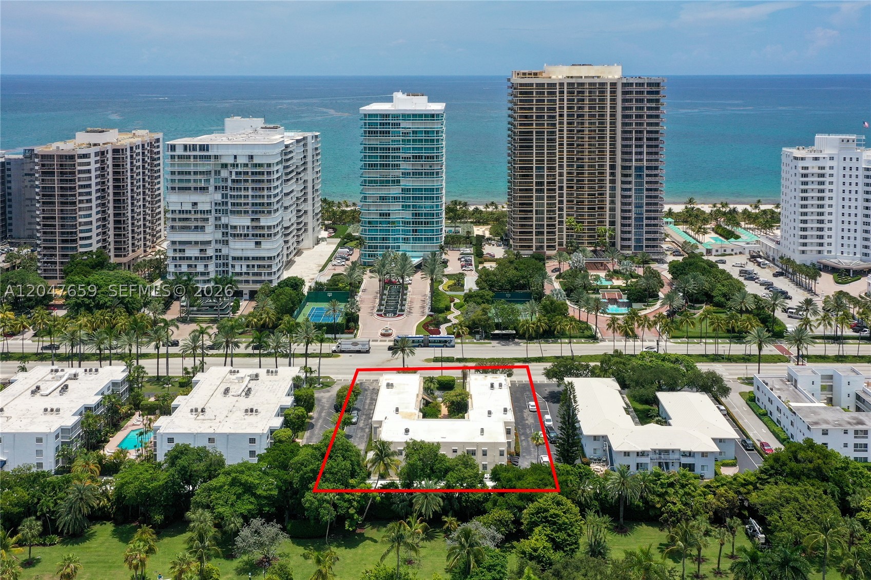 BEACH CLUB APTS CONDO - Residential Lease