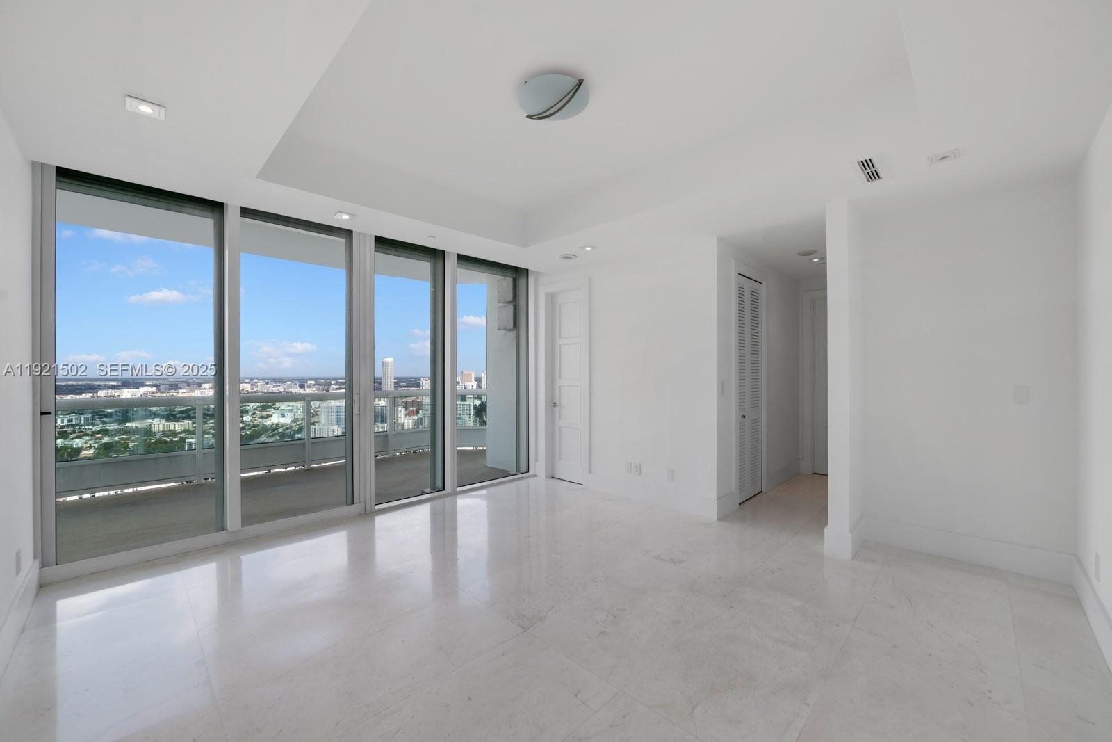 SANTA MARIA CONDO - Residential