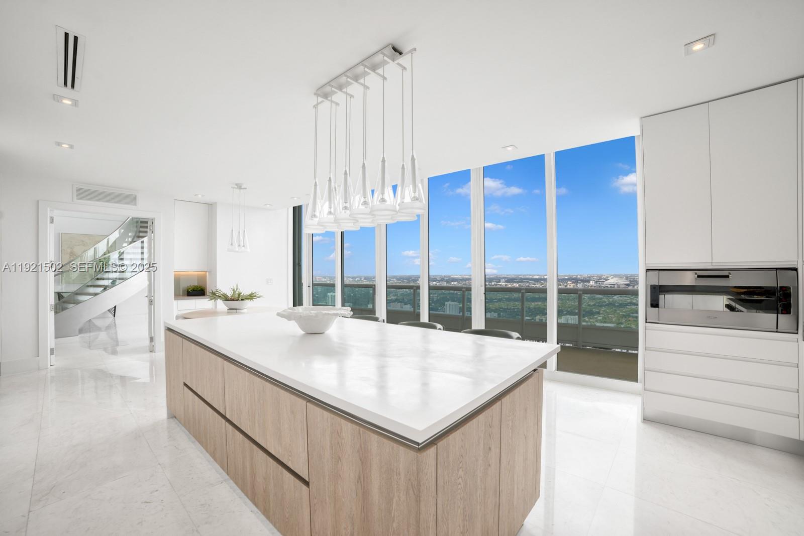 SANTA MARIA CONDO - Residential
