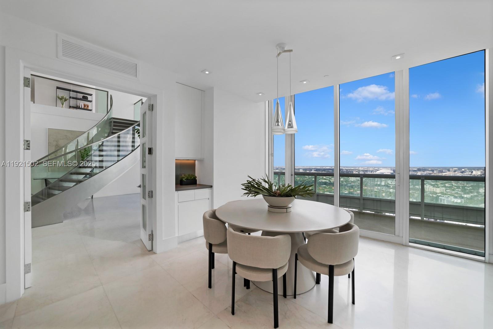 SANTA MARIA CONDO - Residential