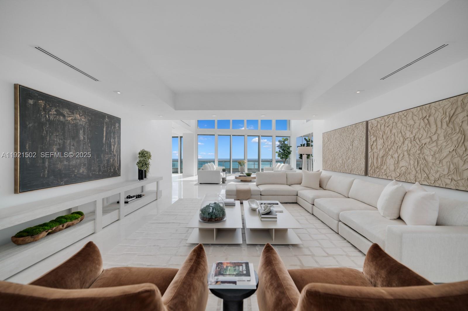SANTA MARIA CONDO - Residential