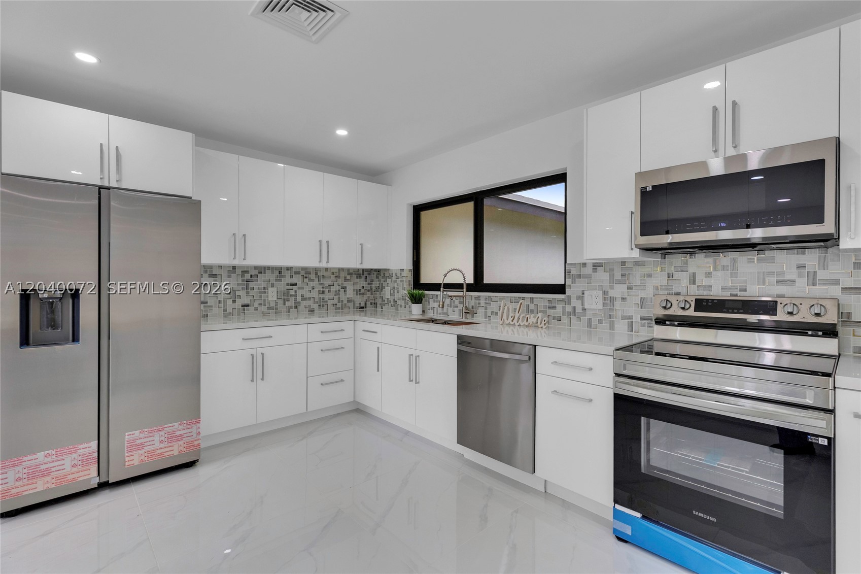PLANTATION GARDENS SEC 5 - Residential