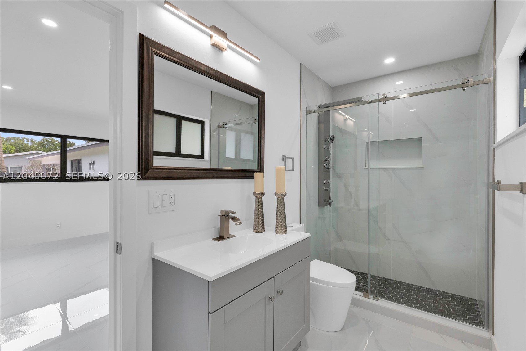 PLANTATION GARDENS SEC 5 - Residential