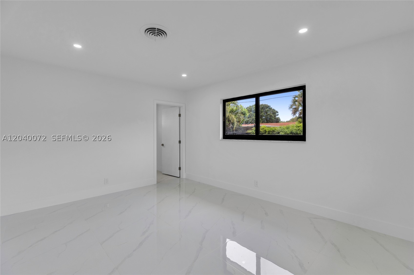 PLANTATION GARDENS SEC 5 - Residential