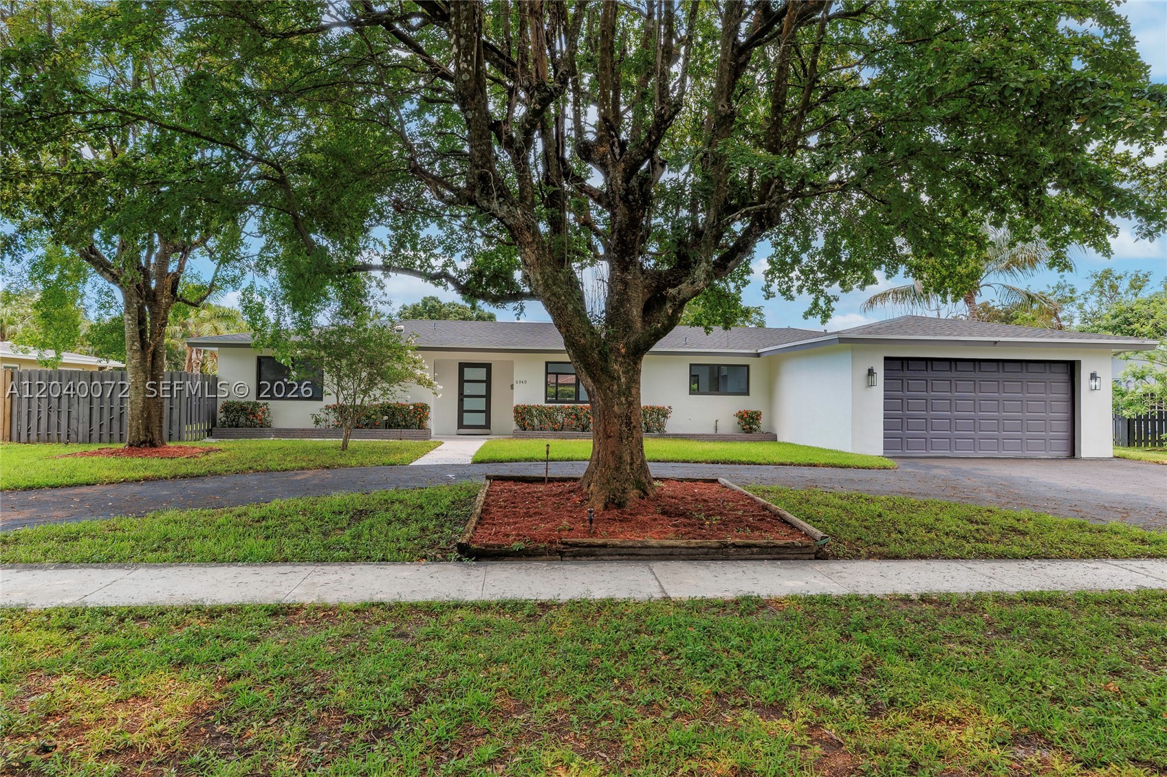 PLANTATION GARDENS SEC 5 - Residential