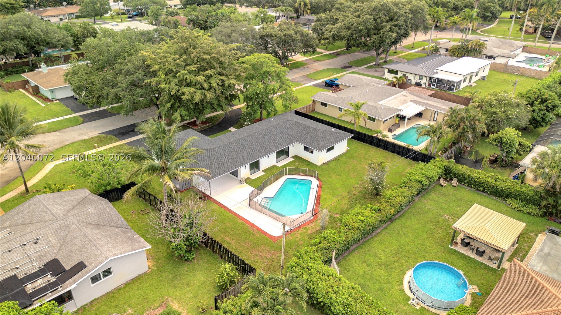 PLANTATION GARDENS SEC 5 - Residential