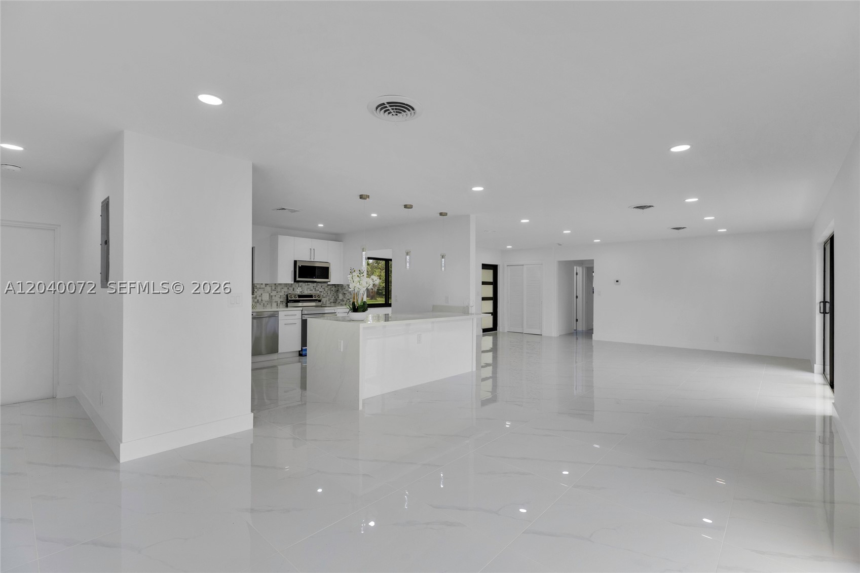 PLANTATION GARDENS SEC 5 - Residential