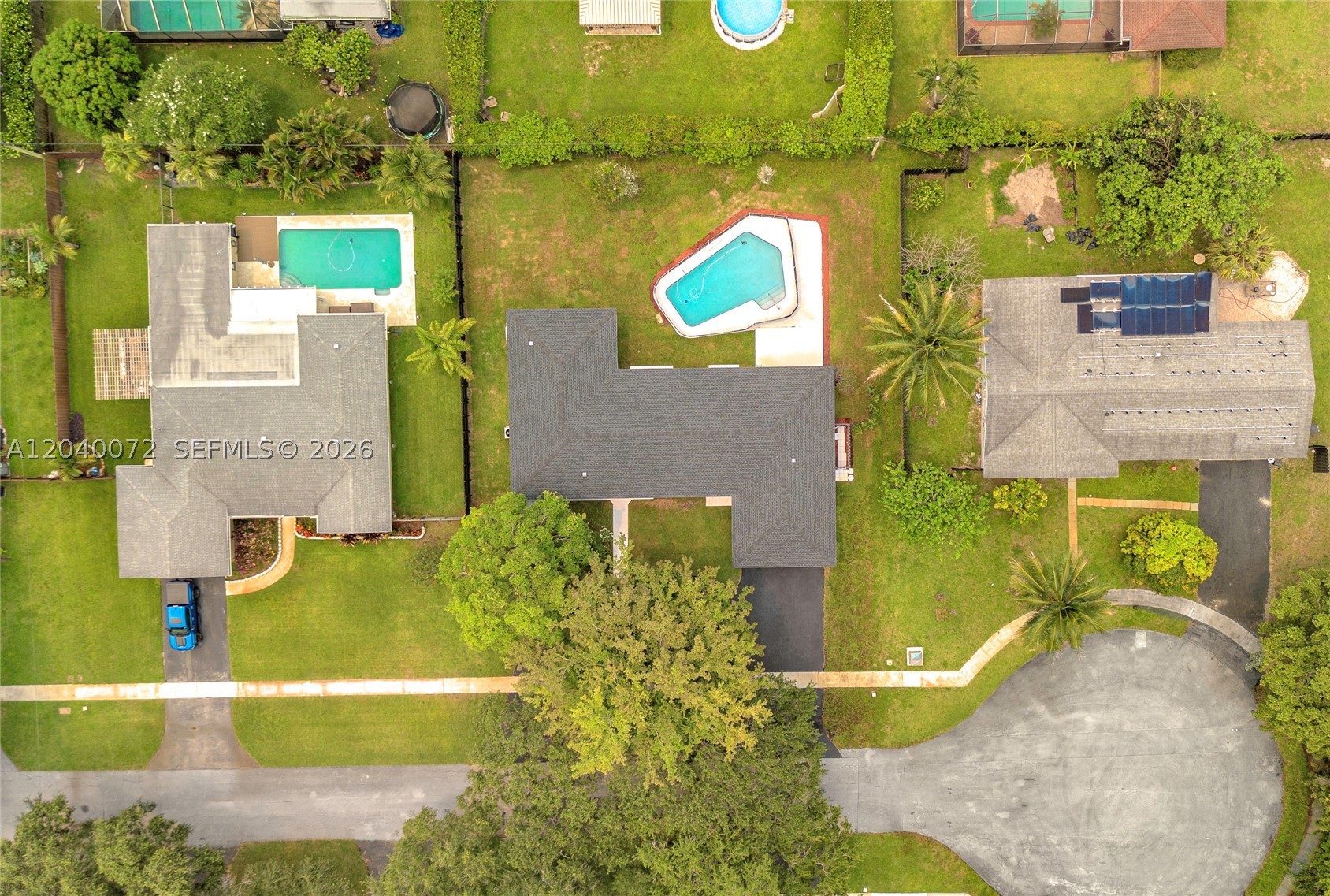 PLANTATION GARDENS SEC 5 - Residential