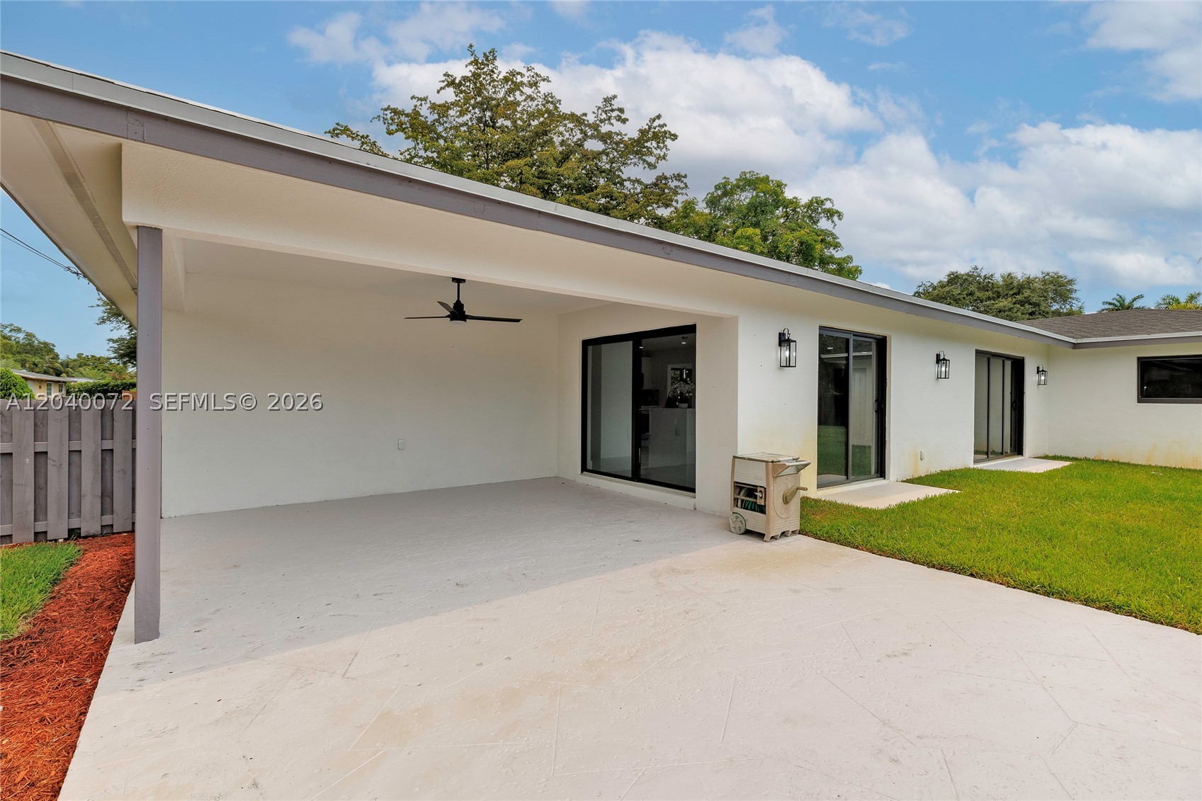 PLANTATION GARDENS SEC 5 - Residential