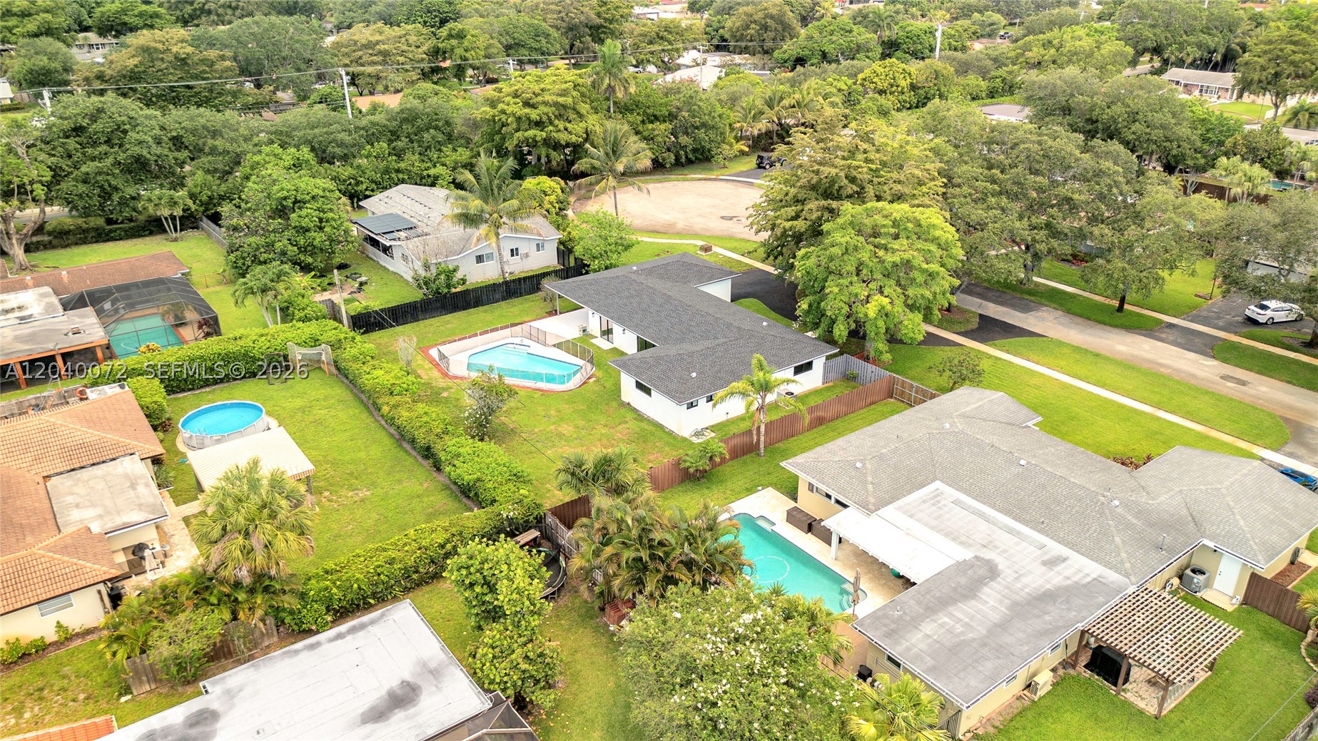 PLANTATION GARDENS SEC 5 - Residential