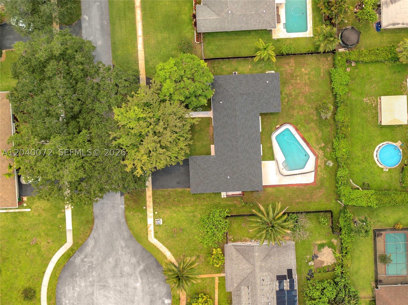 PLANTATION GARDENS SEC 5 - Residential