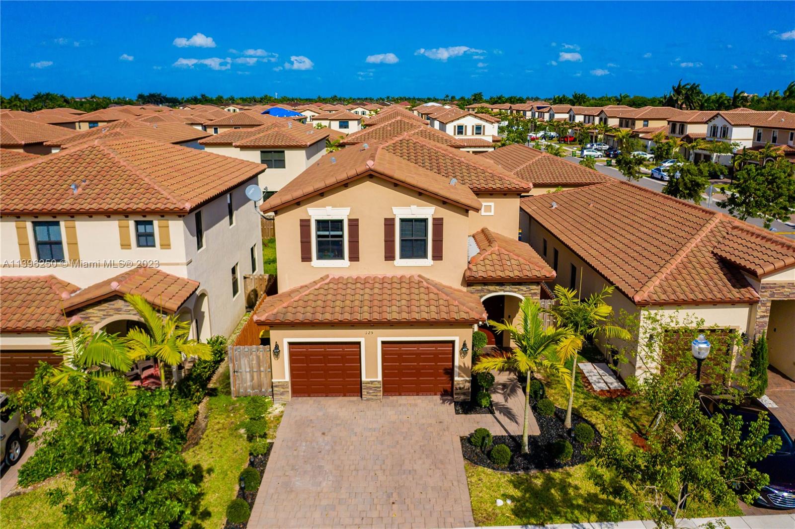 BARBADOS AT OASIS - Residential Lease