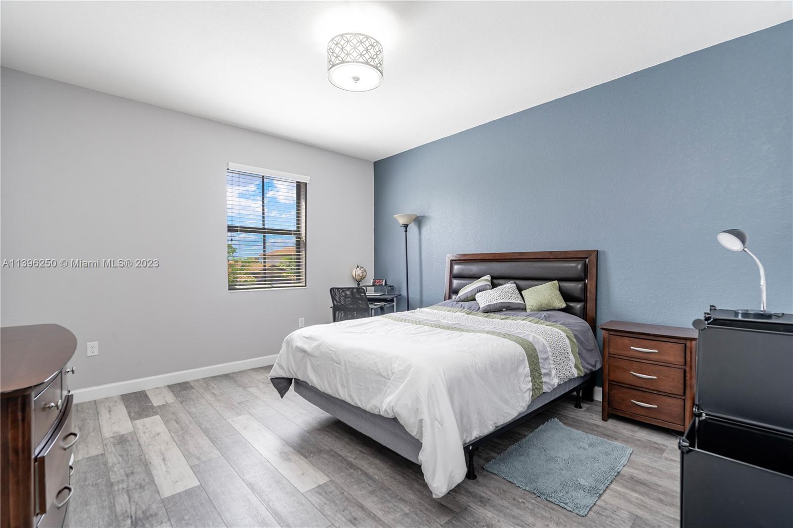 BARBADOS AT OASIS - Residential Lease