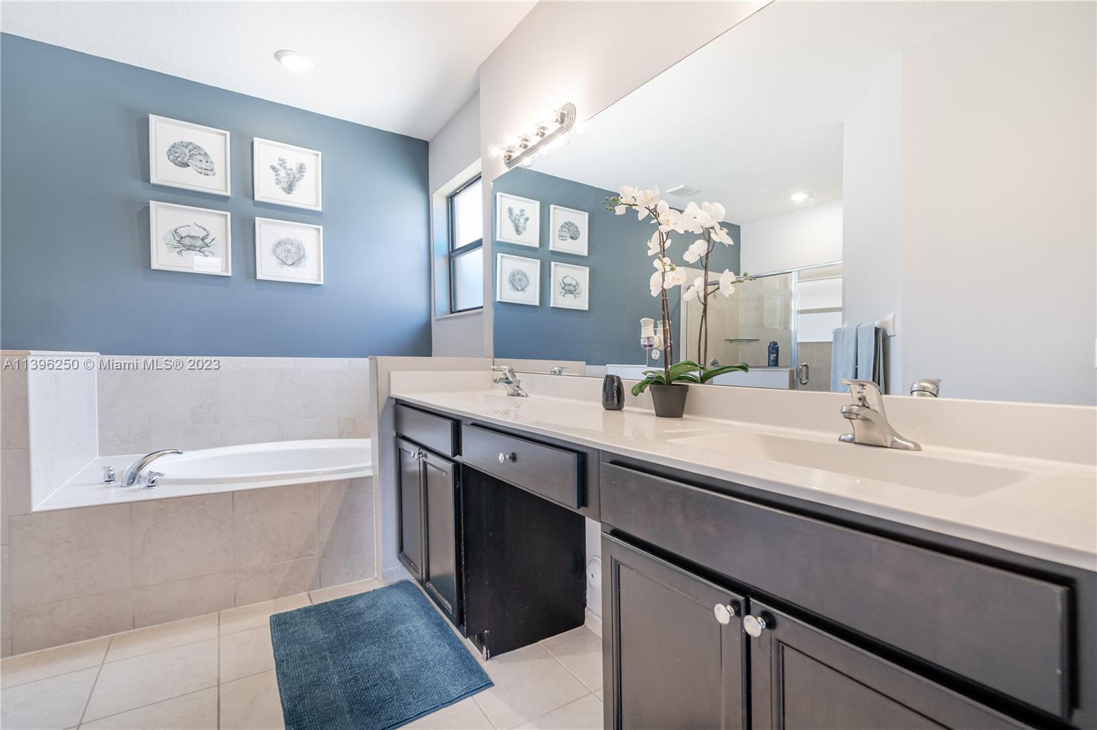 BARBADOS AT OASIS - Residential Lease