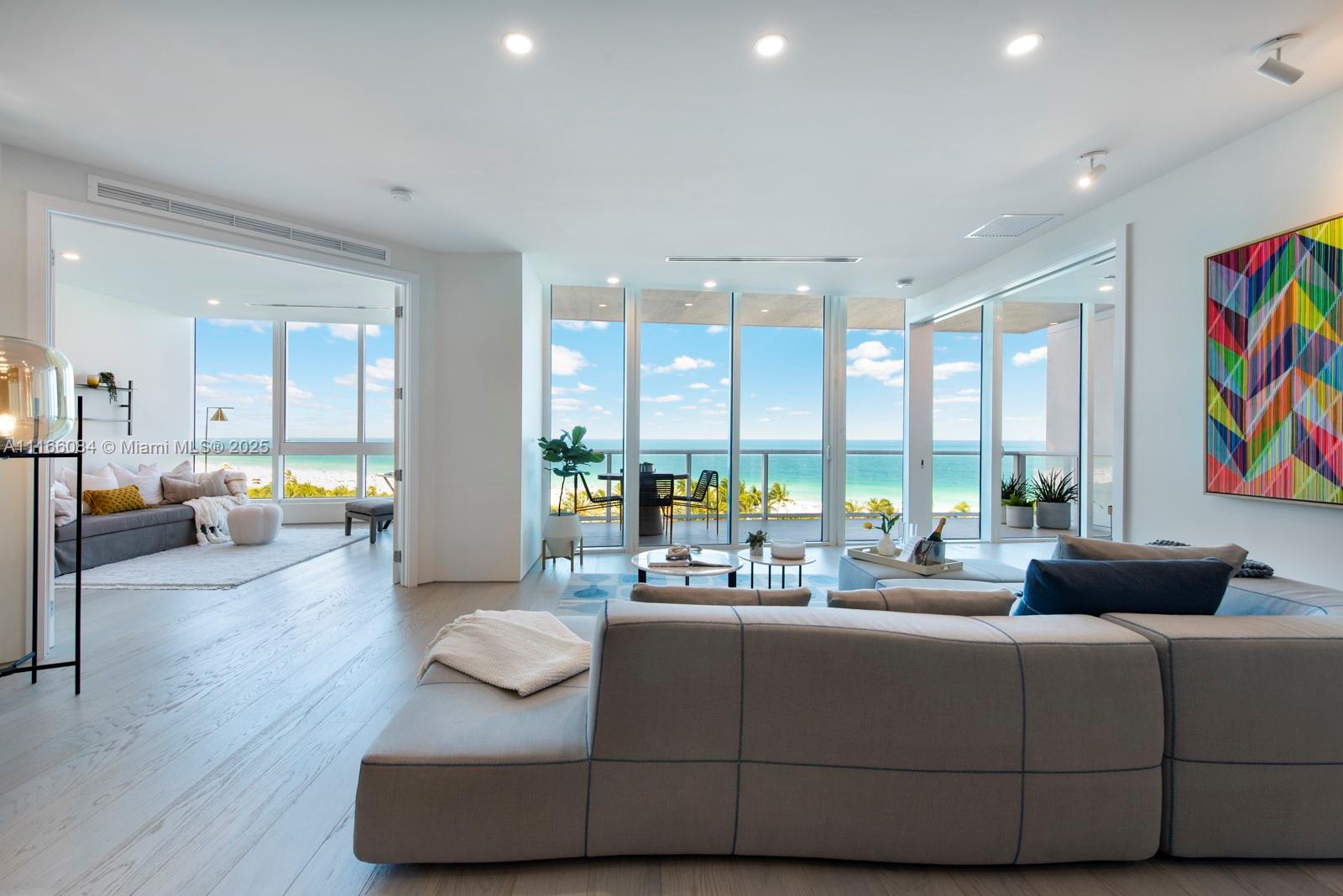 CONTINUUM ON SOUTH BEACH - Residential