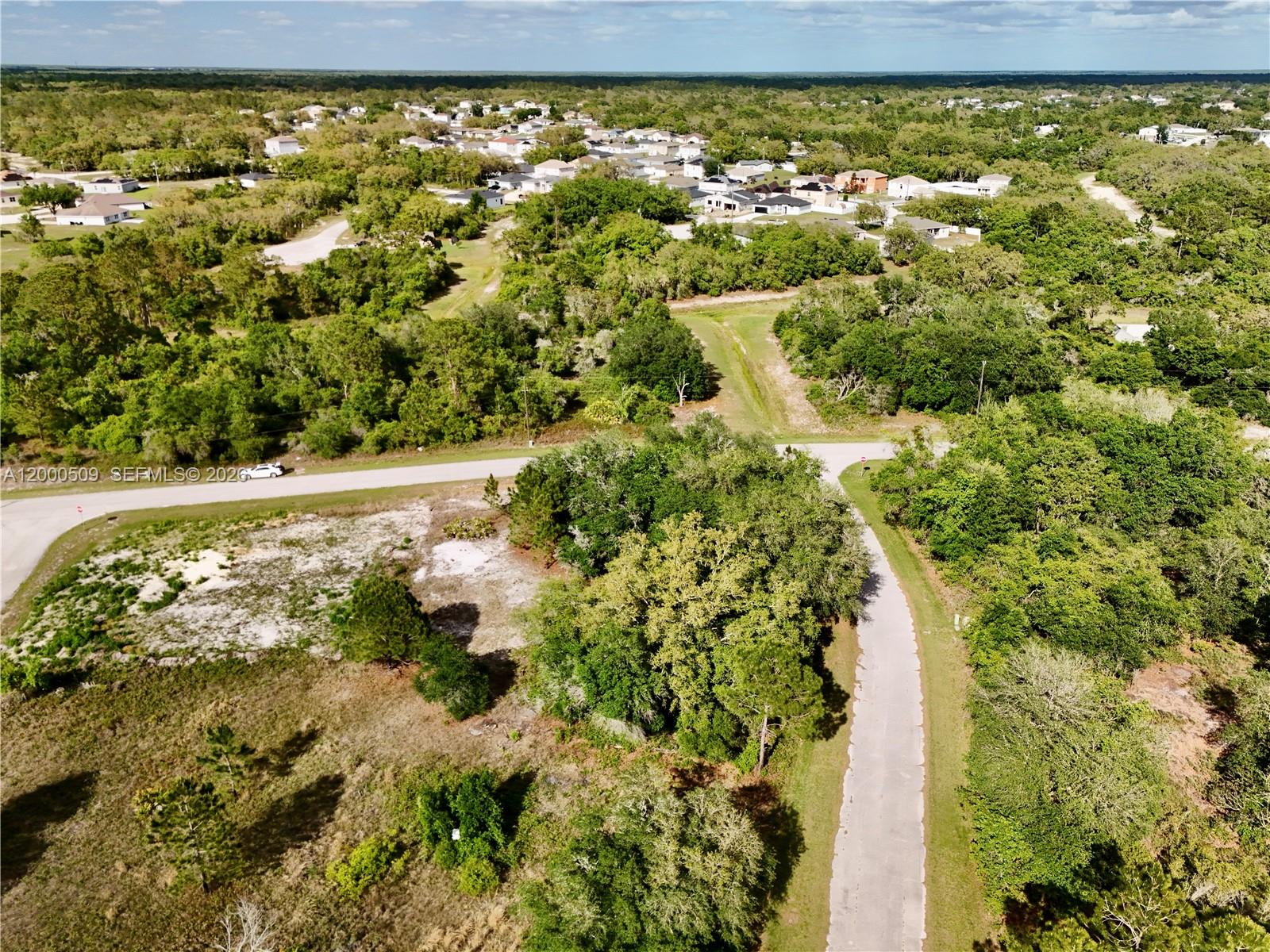POINCIANA - Land