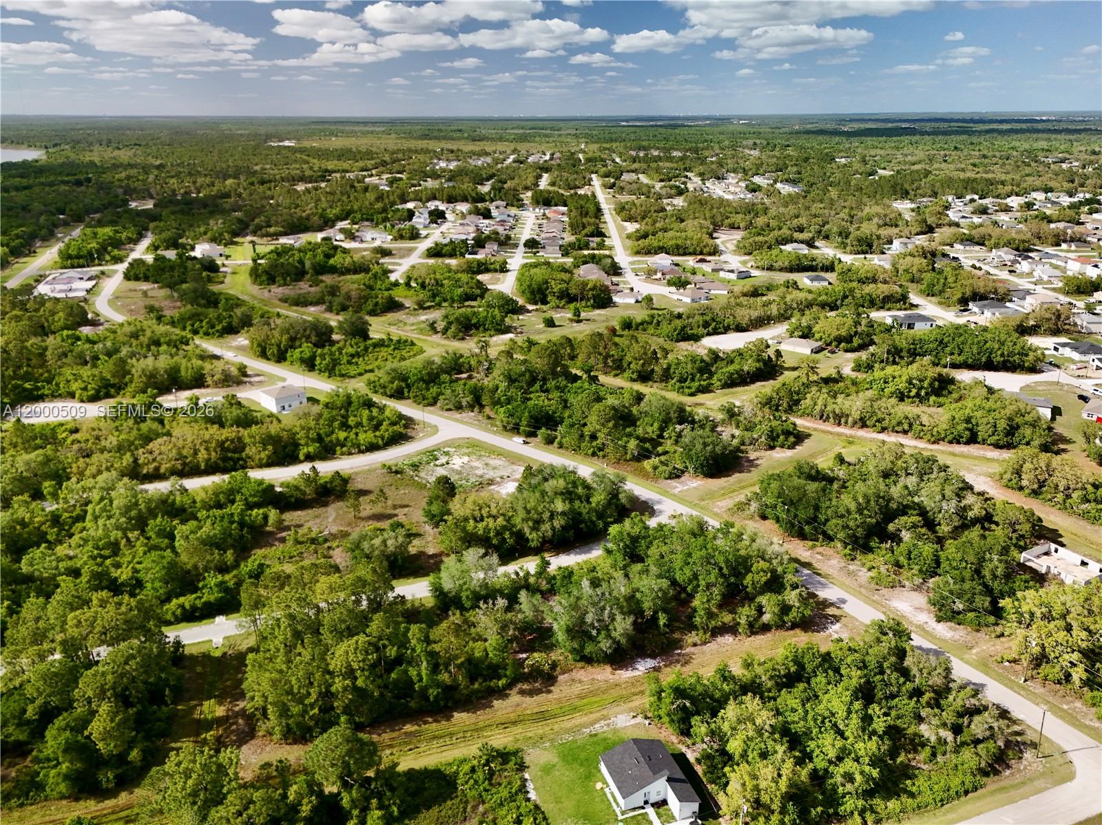 POINCIANA - Land