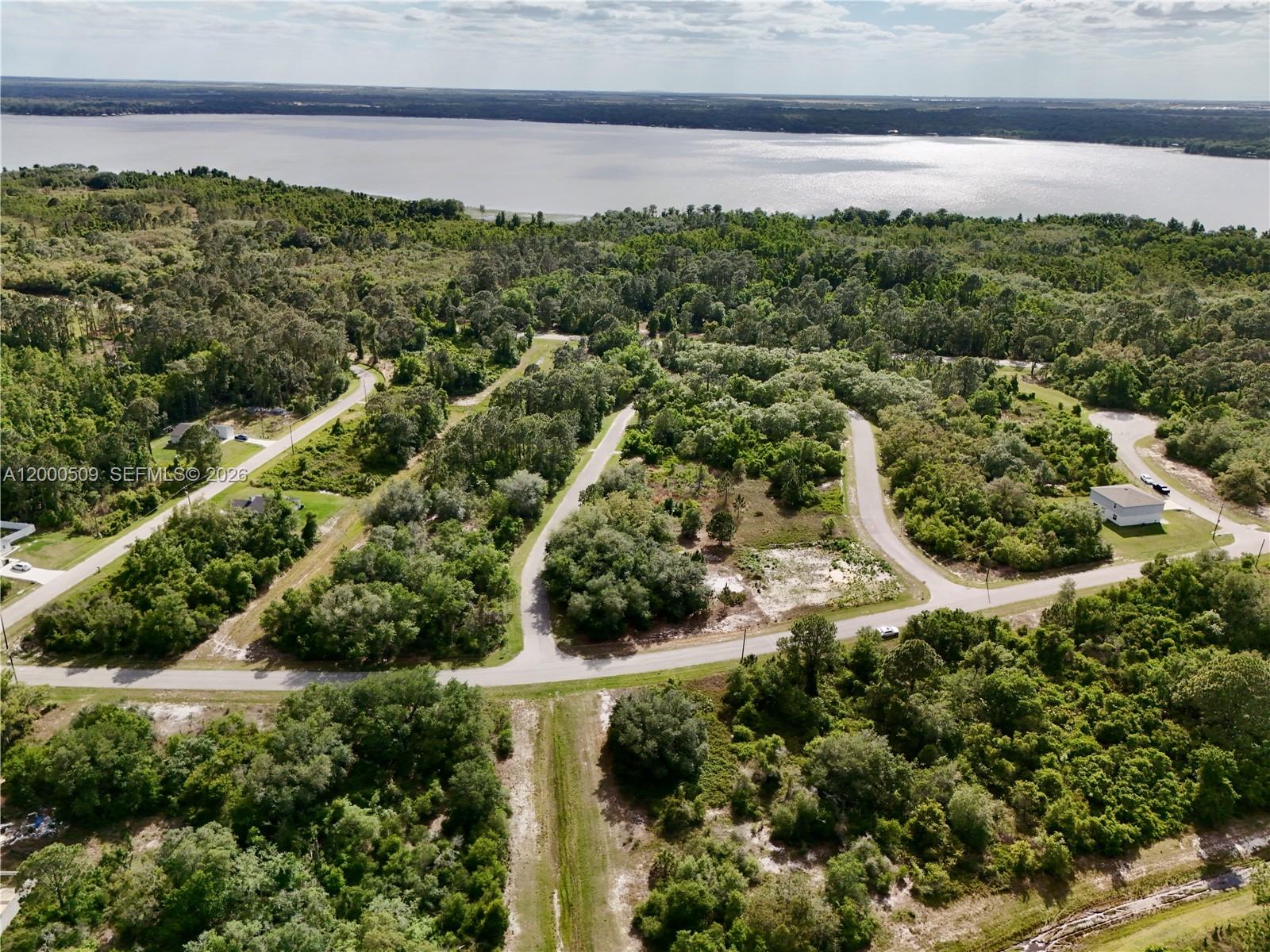 POINCIANA - Land