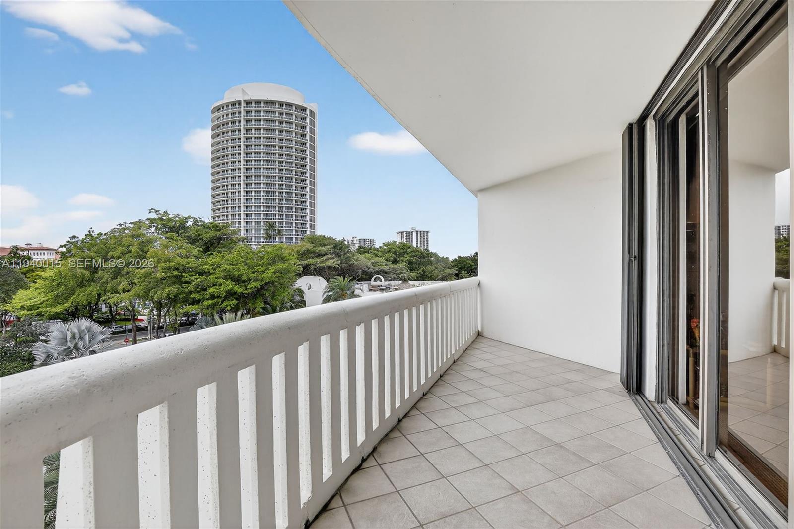 3000 ISL BLVD WILLIAMS IS - Residential