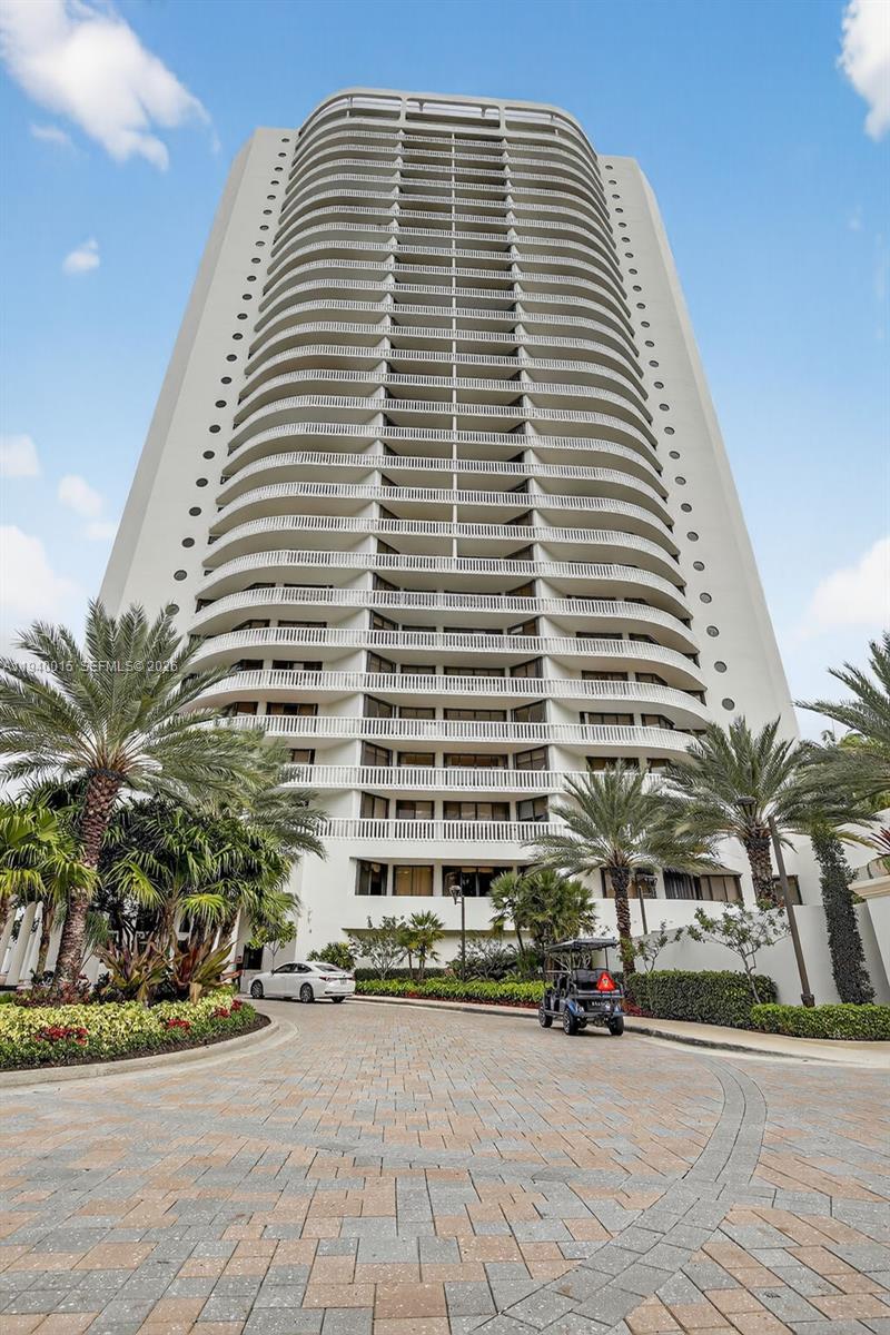 3000 ISL BLVD WILLIAMS IS - Residential