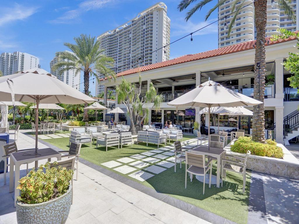 3000 ISL BLVD WILLIAMS IS - Residential