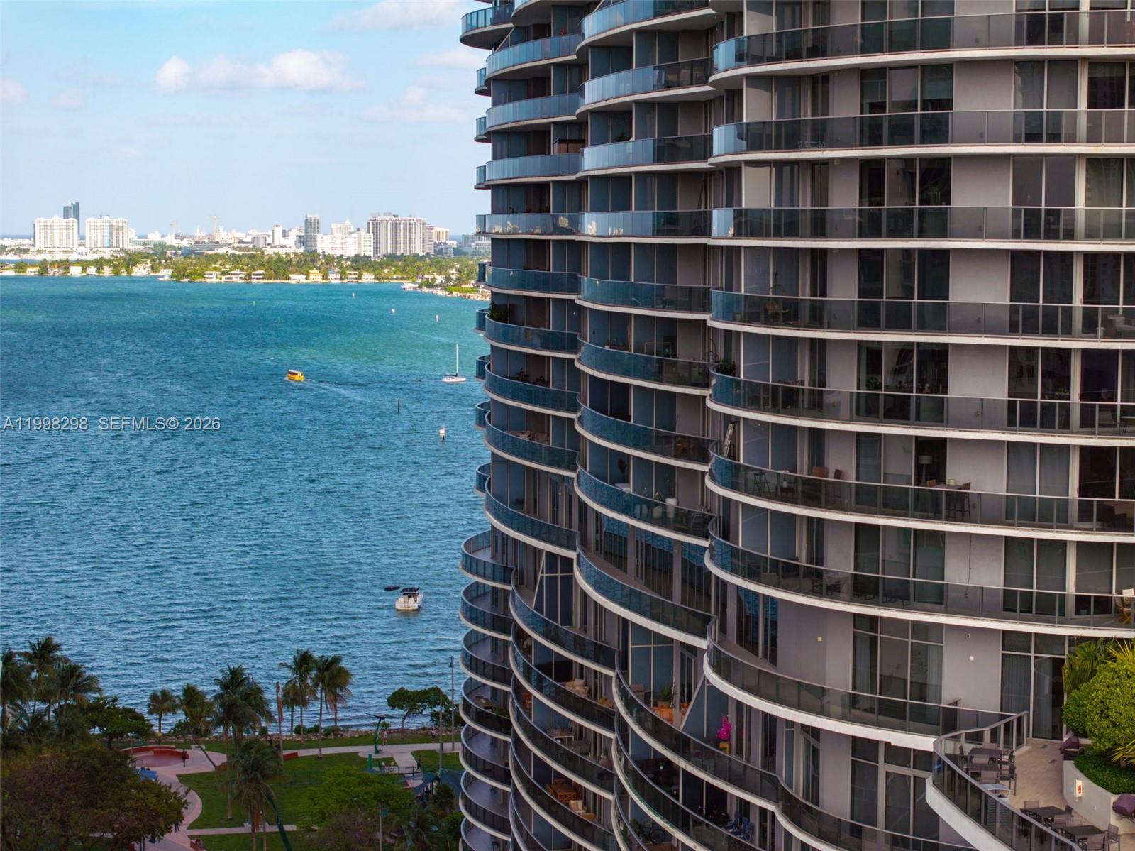 ARIA ON THE BAY CONDO - Residential