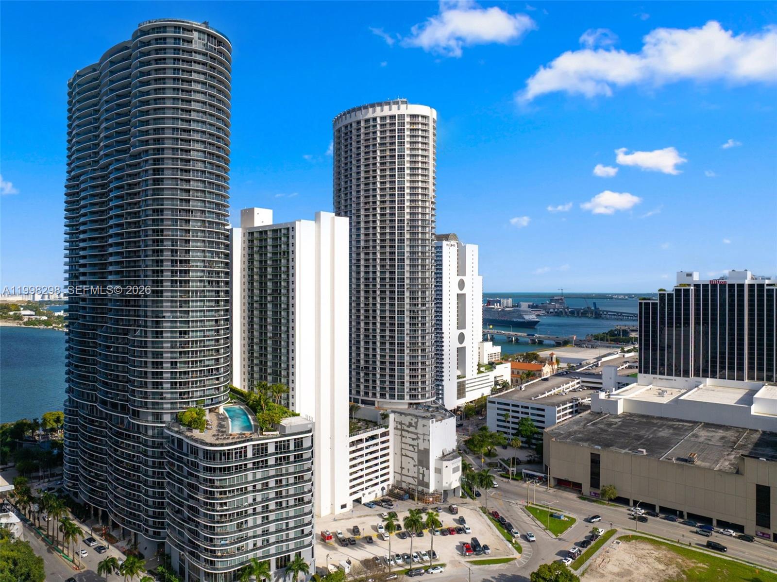 ARIA ON THE BAY CONDO - Residential