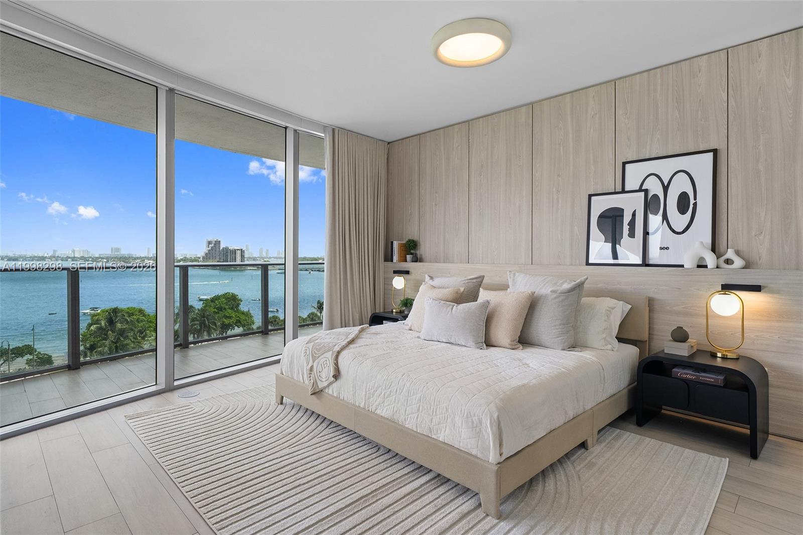 ARIA ON THE BAY CONDO - Residential