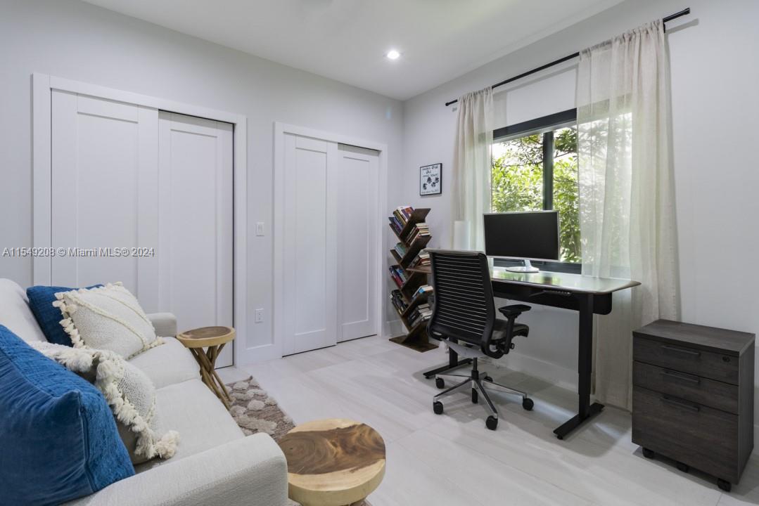 MIAMI SHORES SEC 1 AMD - Residential