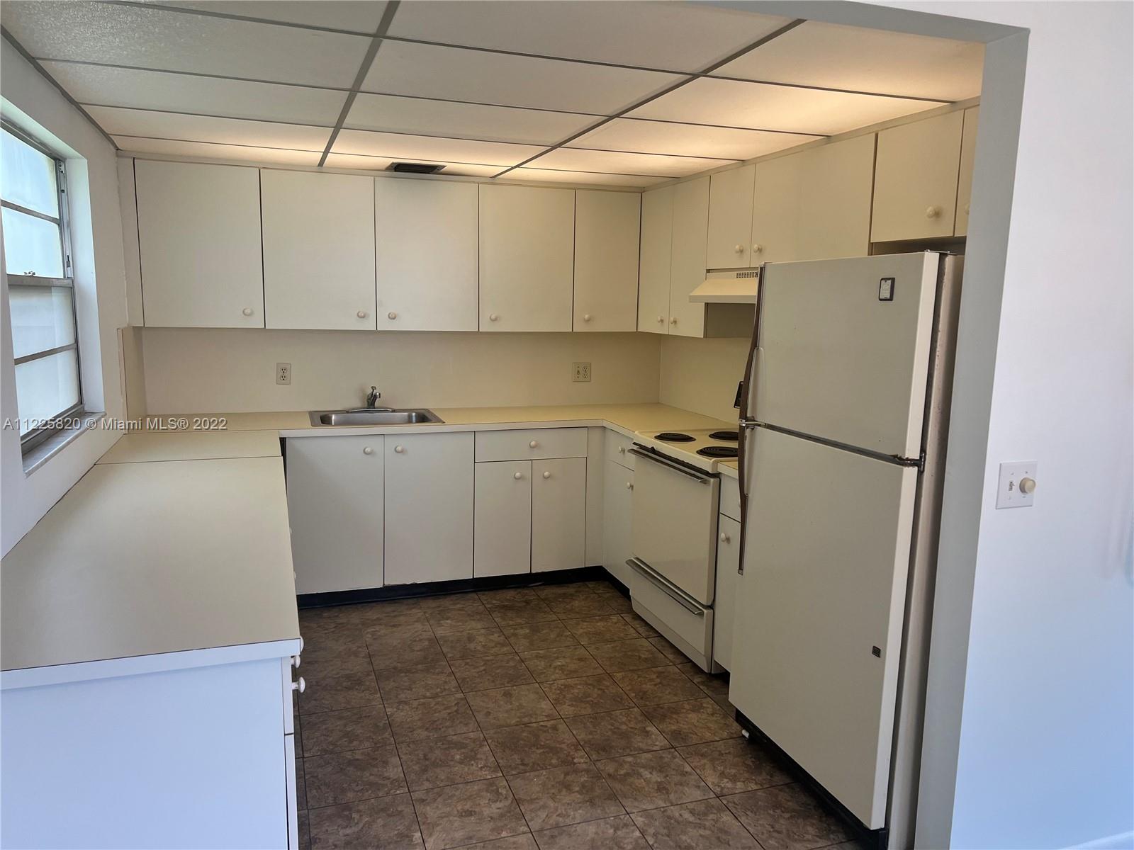 NEW HAMPTON AT CENTURY VI - Residential