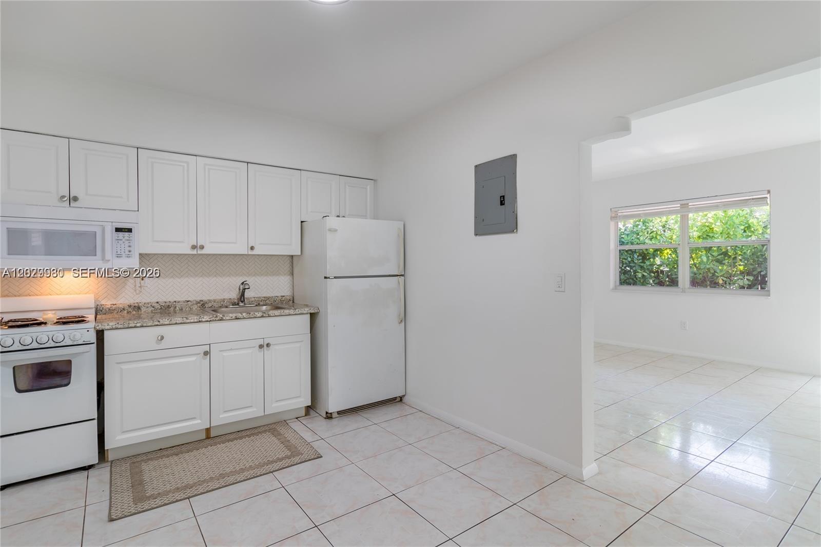 NORTH GATE - Residential Lease