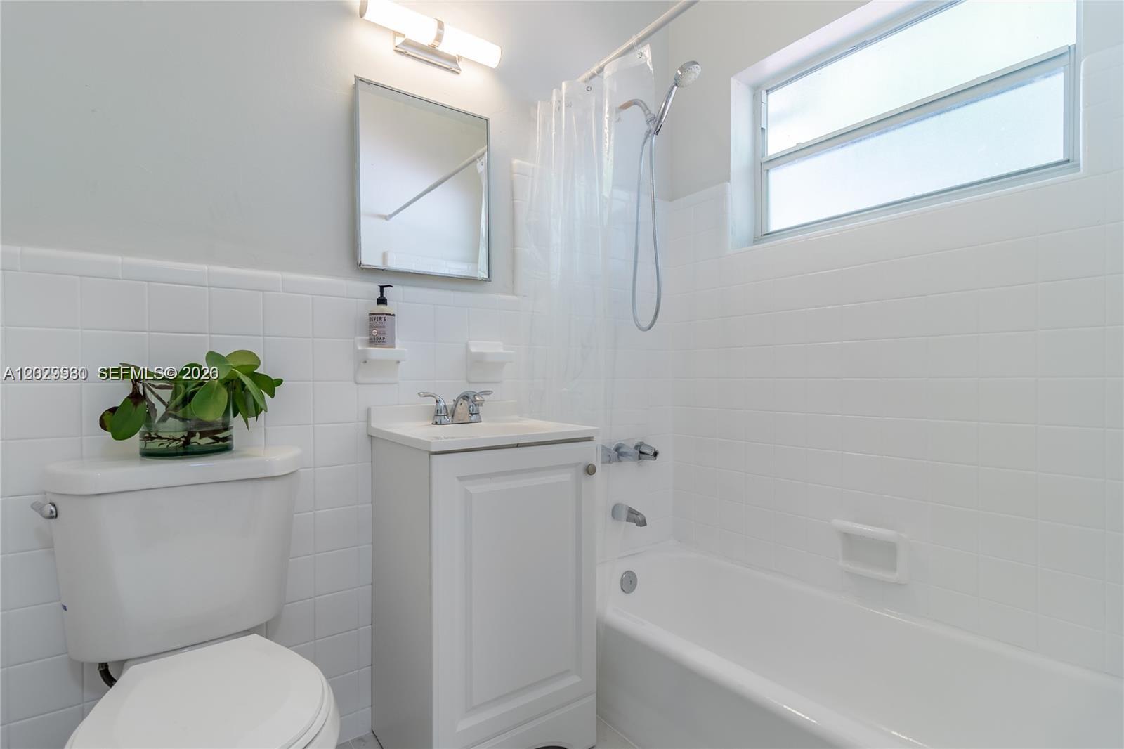 NORTH GATE - Residential Lease
