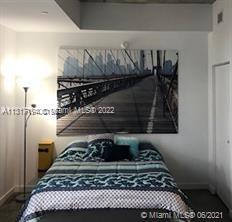 FULLY FURNISHED AND EQUIPMENT. LUXURY LOFT STYLE CONDO IN DOWNTOWN MIAMI. 1/1 OPEN SPACE, 10' HIGH CEILING.PANORAMICS WINDOWS, VIEWS OF CITY AND BISCAYNE BAY. ITALIAN KITCHEN. CENTRO AMENITIES: 360 VIEW ROOF TOP POLL, TWO FLOORS RESIDENT SKYLINE LOUNGE AND GYM, RECEPTION DESK AND VALET PARKING. MIN 2 MONTH RENTAL AT $3.900 MONTHLY.