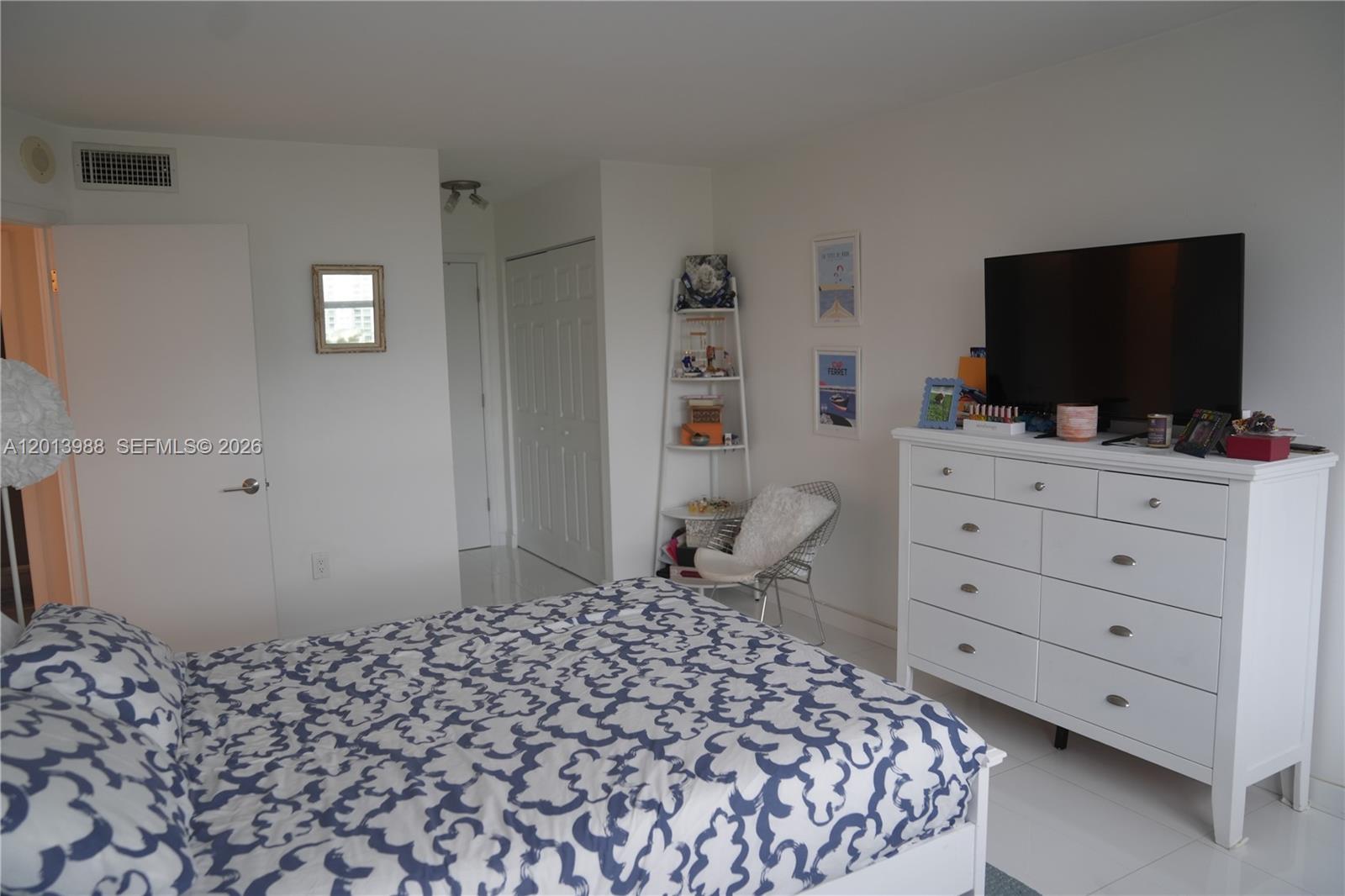 ADMIRALS PORT CONDO WEST - Residential