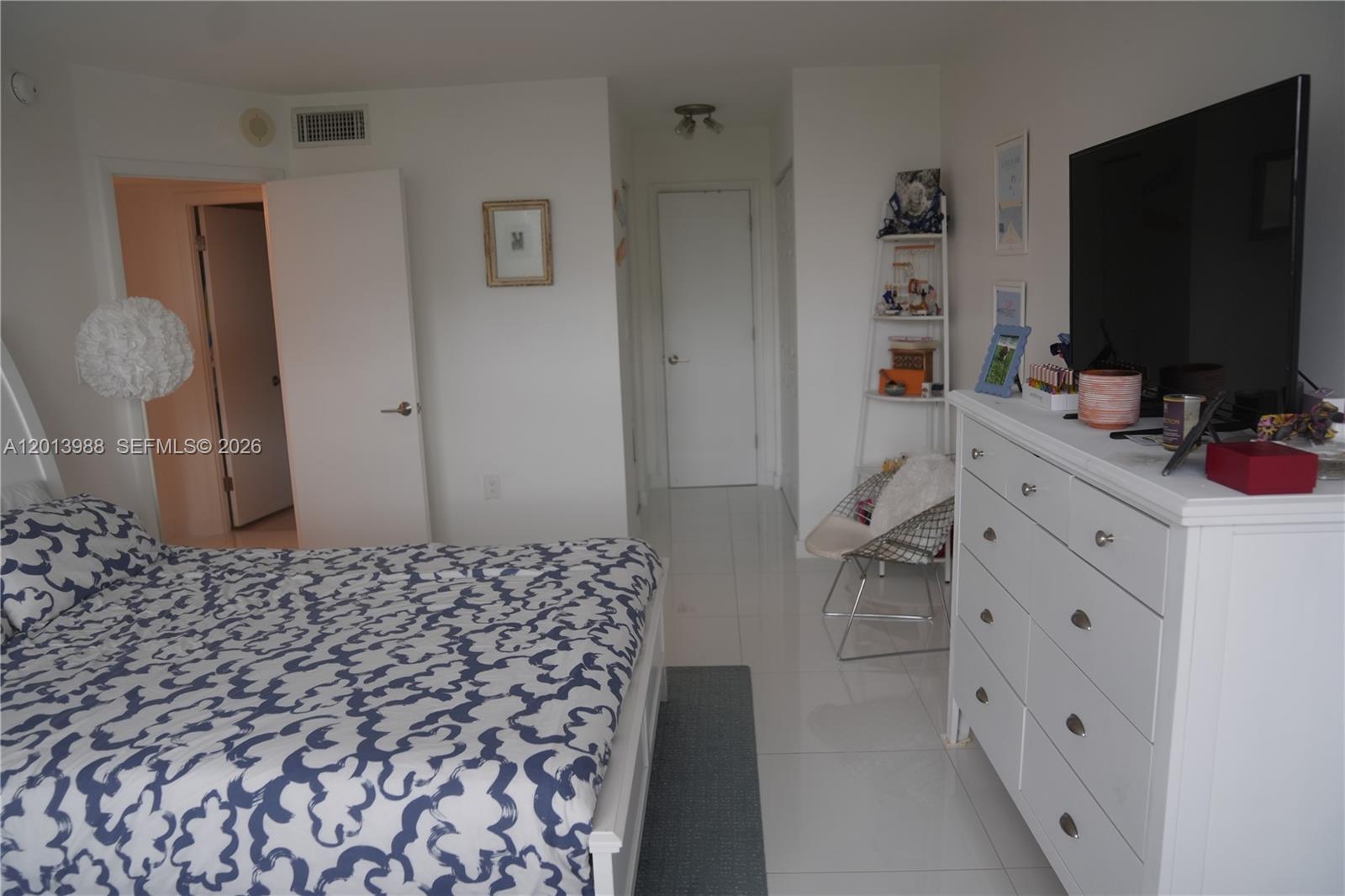 ADMIRALS PORT CONDO WEST - Residential